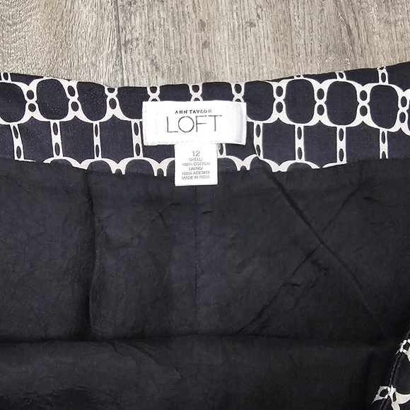 LOFT Black and White A-Line Knee-Length Skirt - Picture 3 of 4